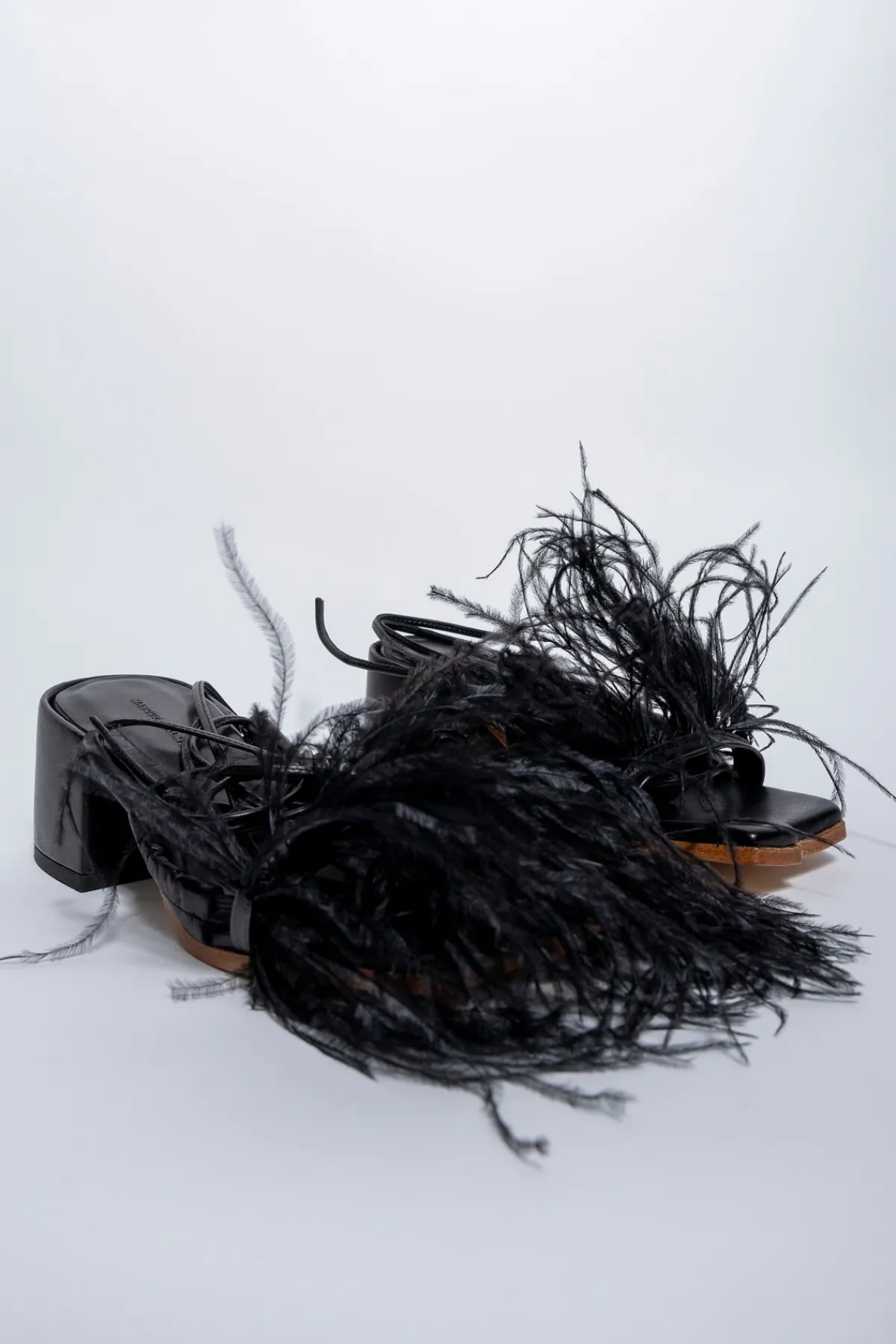 Marques ' Almeida FEATHER STRAPPY SANDAL